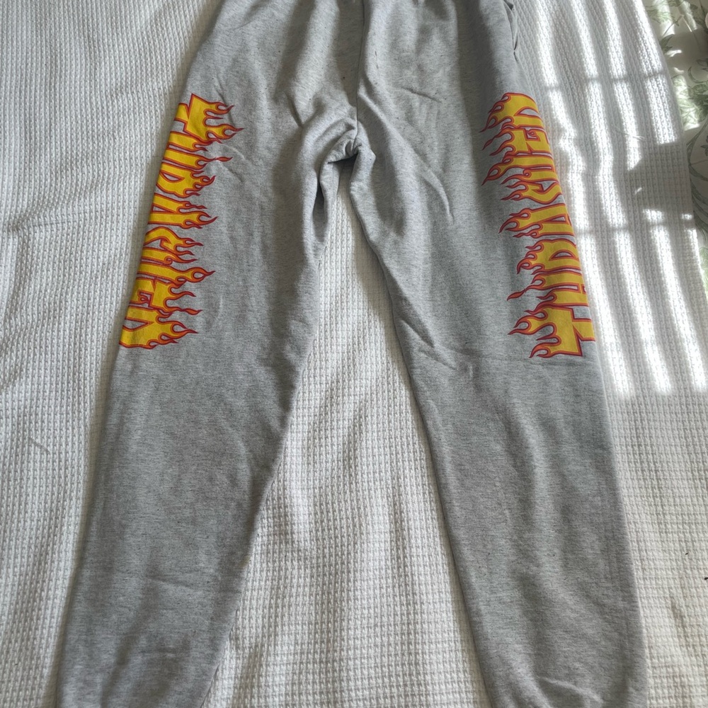 Thrasher Classic Gray Sweatpants with Flame Graphic